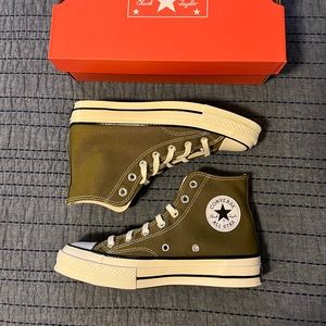 olive green chuck 70 converse